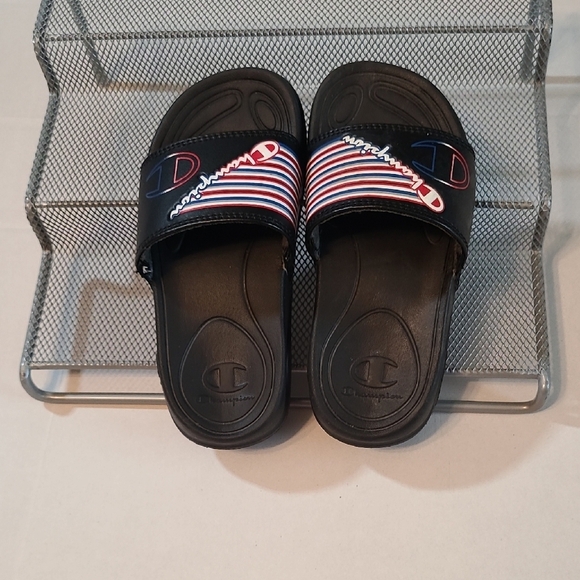 Champion Black and Red Slide Sandals Toddler Kids Size 9 EUC - Picture 8 of 8